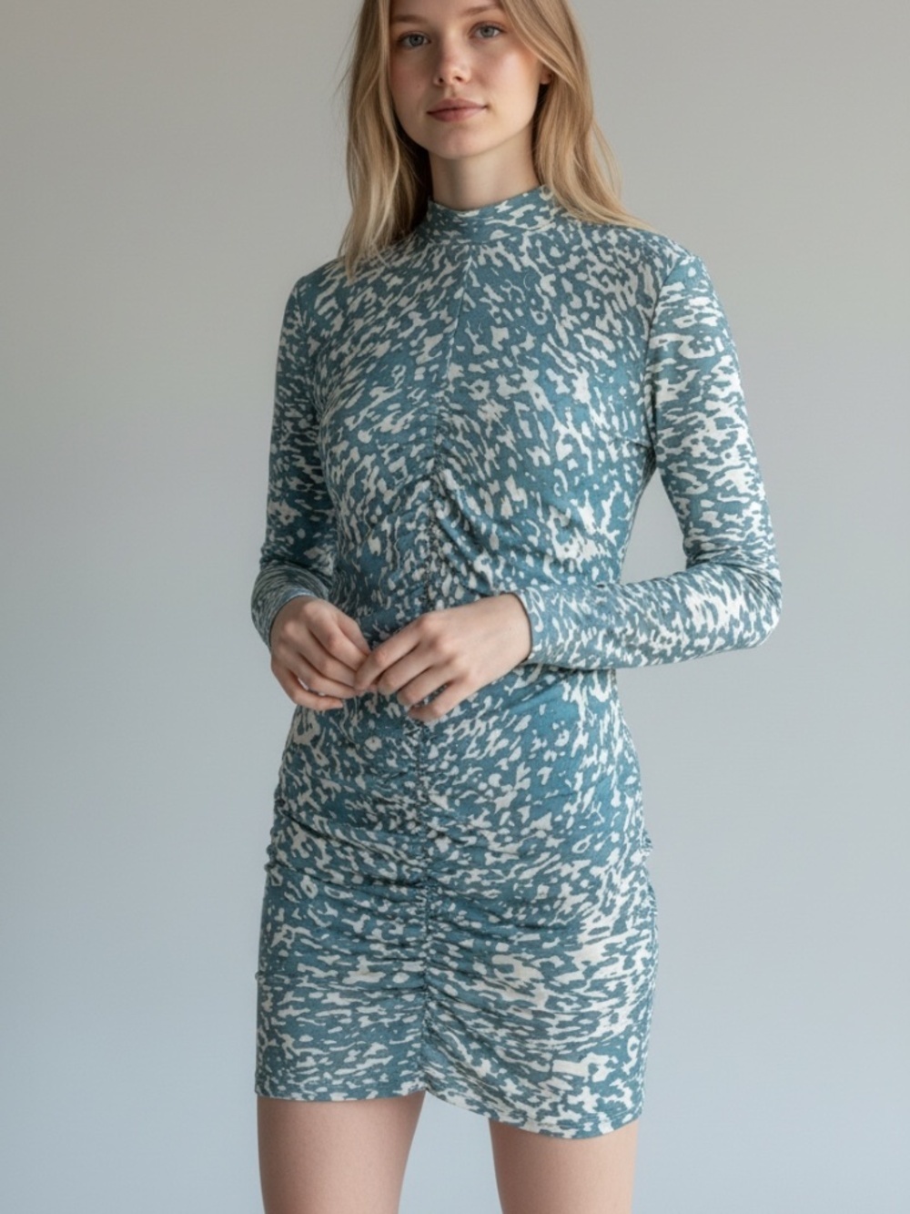 Blue & White Patterned Ruched Long Sleeve Mini Dress Mock Neck Size Large